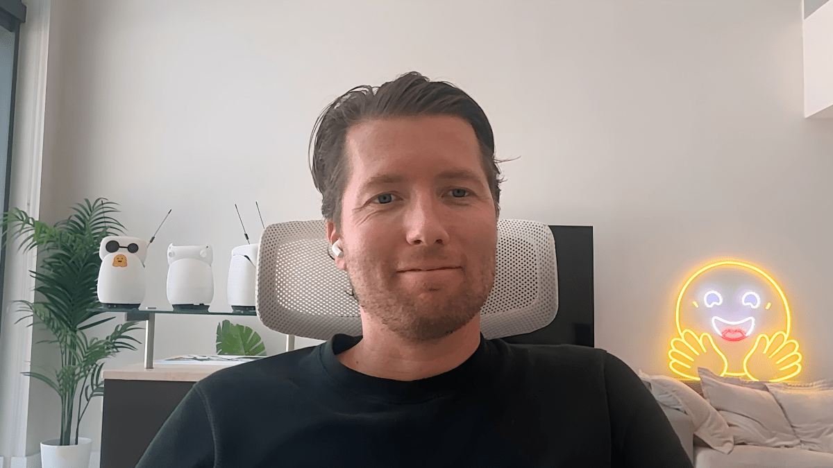 Hugging Face's CEO on why companies are done renting their AI | TechCrunch — featured image