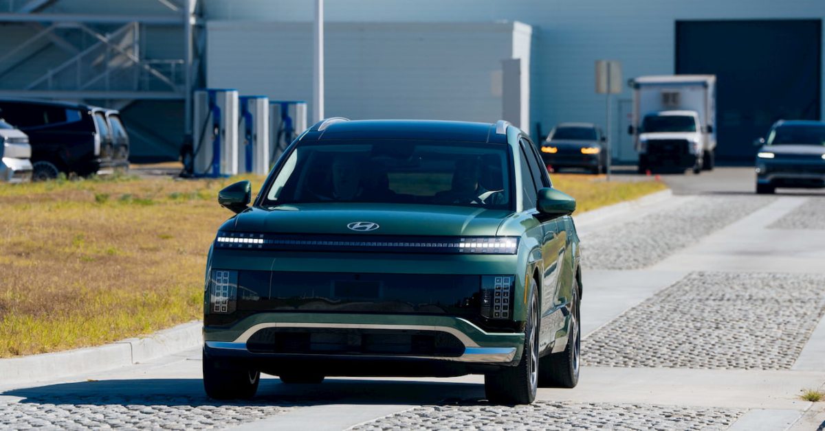 Hyundai launches EV deals with 0% APR and up to $10,000 off — featured image