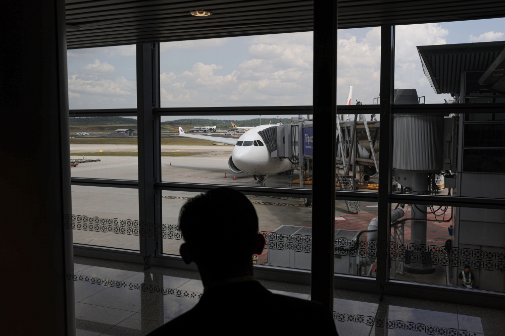 New AI Scanners at KLIA — How Air Cargo Rules Affect You — featured image