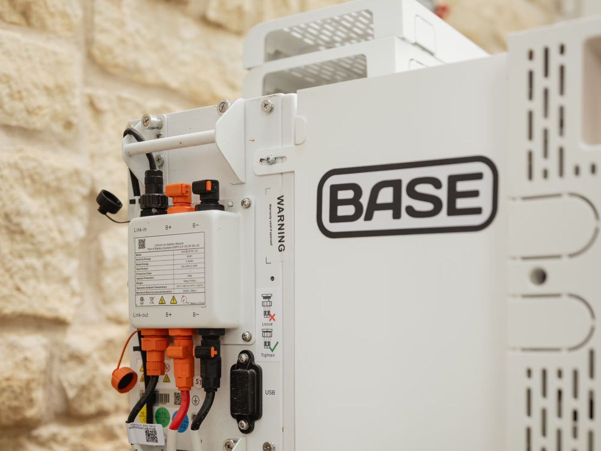 Backyard Batteries Are Reshaping Business Energy. Are You Ready? — featured image