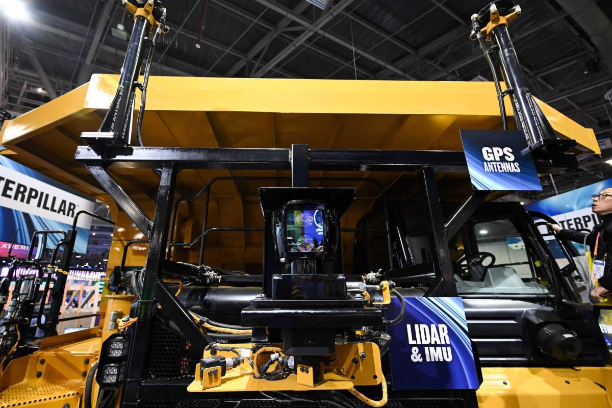 Caterpillar’s AI Lesson: Fix Workflows Before Adding Tech — featured image
