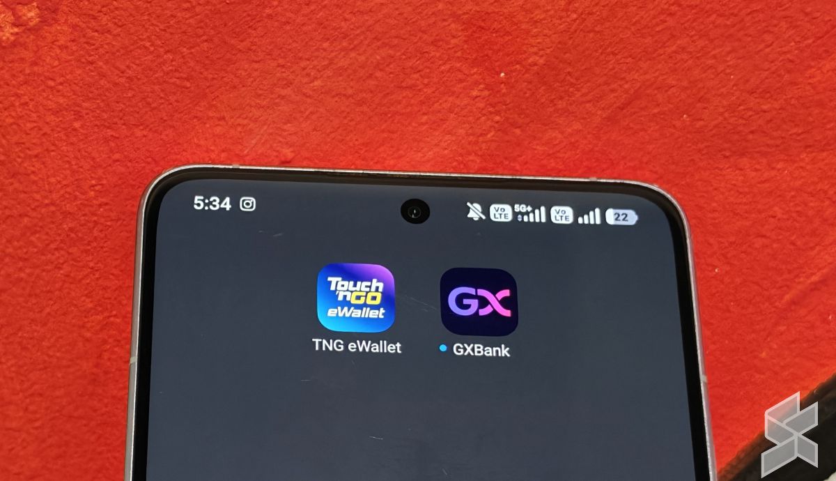 How a Lightweight AI Tablet Can Simplify SME Workflows — featured image
