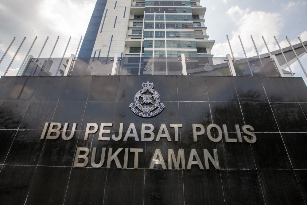 Pulled Over in Malaysia? Know Your Rights Before You Talk — featured image