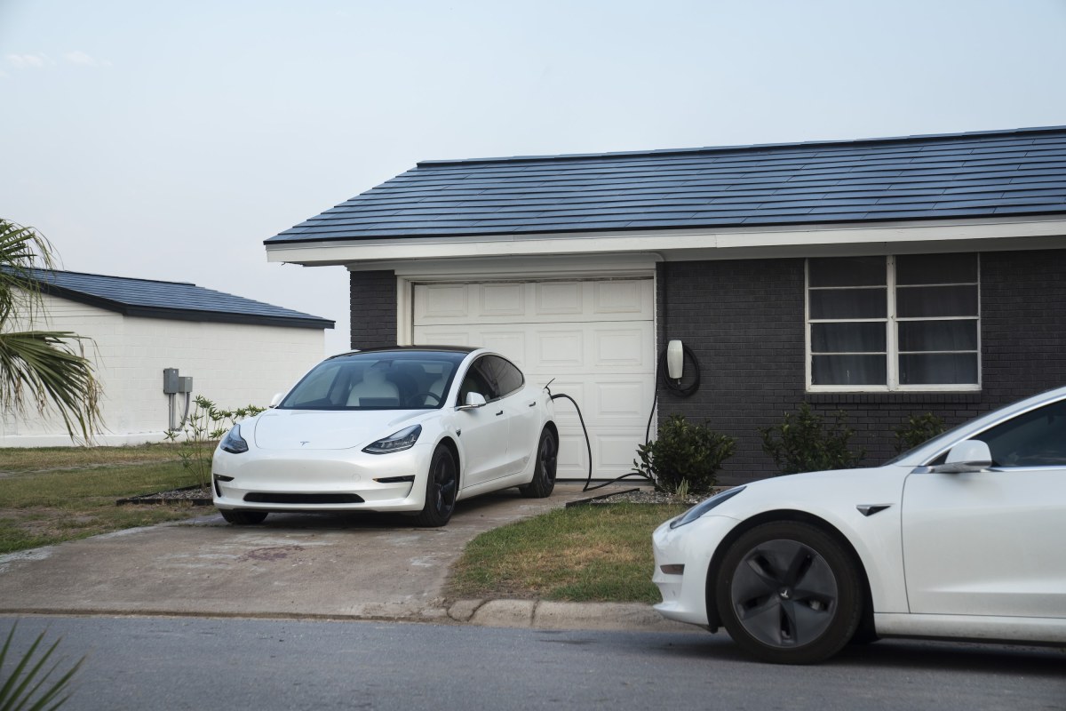 Tesla’s Solar Roof Failure: A Lesson for Malaysian SMEs — featured image