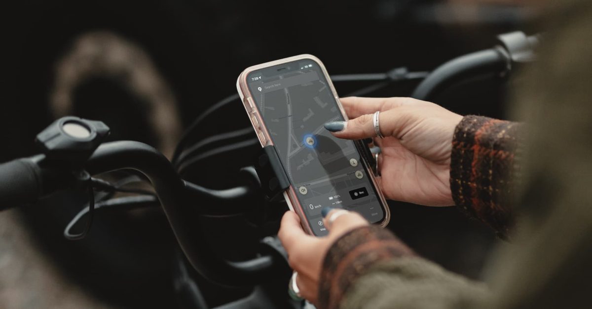 Smarter E-Bike Tracking for Safer SME Deliveries