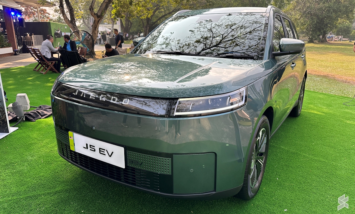 What the Jaecoo J5 EV Means for Your SME Fleet — featured image